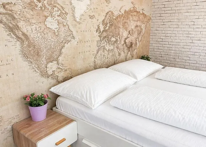 Zeus Design Loft *