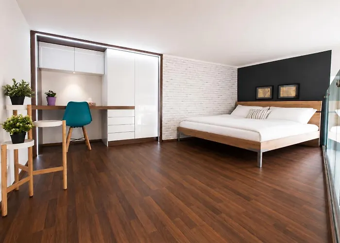 Zeus Design Loft *