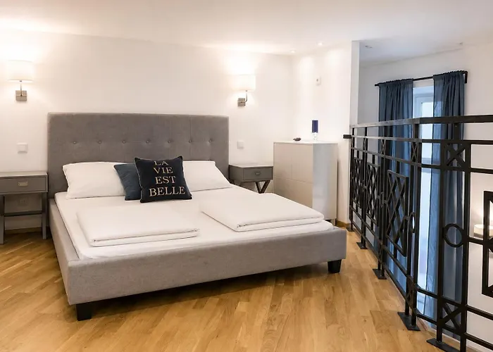 Zeus Design Loft